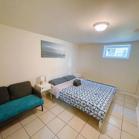 Uofc-Sait-Banff Trail-Suite A&B คาลการี ภายนอก รูปภาพ